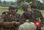 Image le Viet Cong suspects Ankhe Sud Vietnam, 1966, de la seconde 40 séquences d'archives historiques vidéo 65675036498