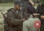 Image le Viet Cong suspects Ankhe Sud Vietnam, 1966, de la seconde 58 séquences d'archives historiques vidéo 65675036498