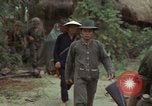 Immagine di Il Viet Cong sospetti Ankhe Vietnam del Sud, 1966, secondo 42 filmato di repertorio 65675036499