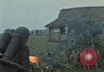 Immagine di Il Viet Cong sospetti Ankhe Vietnam del Sud, 1966, secondo 58 filmato di repertorio 65675036499