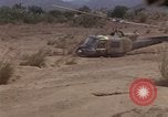 Image 1re Division de cavalerie aérienne Ankhe Sud Vietnam, 1966, de la seconde 13 séquences d'archives historiques vidéo 65675036500