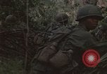 Image 1re Division de cavalerie aérienne Ankhe Sud Vietnam, 1966, de la seconde 34 séquences d'archives historiques vidéo 65675036500