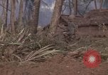 Image 1re Division de cavalerie aérienne Ankhe Sud Vietnam, 1966, de la seconde 36 séquences d'archives historiques vidéo 65675036500