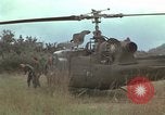 Immagine di 1° aria divisione di cavalleria Ankhe Vietnam del Sud, 1966, secondo 39 filmato di repertorio 65675036501
