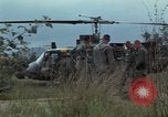 Immagine di 1° aria divisione di cavalleria Ankhe Vietnam del Sud, 1966, secondo 57 filmato di repertorio 65675036501