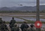 Immagine di 1° aria divisione di cavalleria Ankhe Vietnam del Sud, 1966, secondo 4 filmato di repertorio 65675036502