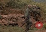 Immagine di 1° aria divisione di cavalleria Ankhe Vietnam del Sud, 1966, secondo 9 filmato di repertorio 65675036502