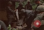 Immagine di 1° aria divisione di cavalleria Ankhe Vietnam del Sud, 1966, secondo 26 filmato di repertorio 65675036502