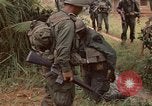 Immagine di 1° aria divisione di cavalleria Ankhe Vietnam del Sud, 1966, secondo 39 filmato di repertorio 65675036502