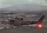Immagine di 1° aria divisione di cavalleria Ankhe Vietnam del Sud, 1966, secondo 9 filmato di repertorio 65675036503