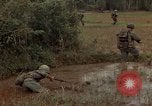 Immagine di 1° aria divisione di cavalleria Ankhe Vietnam del Sud, 1966, secondo 16 filmato di repertorio 65675036503