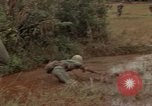 Immagine di 1° aria divisione di cavalleria Ankhe Vietnam del Sud, 1966, secondo 17 filmato di repertorio 65675036503