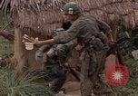 Immagine di 1° aria divisione di cavalleria Ankhe Vietnam del Sud, 1966, secondo 40 filmato di repertorio 65675036503