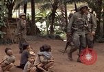 Immagine di 1° aria divisione di cavalleria Ankhe Vietnam del Sud, 1966, secondo 52 filmato di repertorio 65675036503