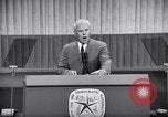 Immagine di Convenzione Nazionale Democratica di altoparlanti Chicago Illinois USA, 1968, secondo 28 filmato di repertorio 65675036508