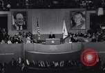 Immagine di Hubert Humphrey discorso di accettazione nomina presidenziale Chicago Illinois USA, 1968, secondo 31 filmato di repertorio 65675036510