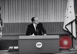 Immagine di Hubert Humphrey discorso di accettazione nomina presidenziale Chicago Illinois USA, 1968, secondo 43 filmato di repertorio 65675036510
