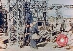Standbild elektrischen Transformator station zerstört von Atomic Blast Nagasaki Japan, 1945, aus Sekunde 25 historischem Filmmaterial Videoclip 65675036517
