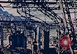 Standbild elektrischen Transformator station zerstört von Atomic Blast Nagasaki Japan, 1945, aus Sekunde 57 historischem Filmmaterial Videoclip 65675036517