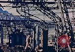 Standbild elektrischen Transformator station zerstört von Atomic Blast Nagasaki Japan, 1945, aus Sekunde 60 historischem Filmmaterial Videoclip 65675036517