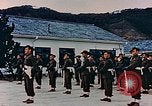 Standbild australische Truppen in Japan nach Zweiten Weltkrieg Nagasaki Japan, 1945, aus Sekunde 13 historischem Filmmaterial Videoclip 65675036519