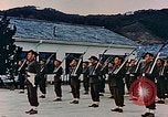 Standbild australische Truppen in Japan nach Zweiten Weltkrieg Nagasaki Japan, 1945, aus Sekunde 16 historischem Filmmaterial Videoclip 65675036519