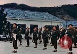 Standbild australische Truppen in Japan nach Zweiten Weltkrieg Nagasaki Japan, 1945, aus Sekunde 23 historischem Filmmaterial Videoclip 65675036519