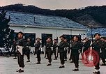Standbild australische Truppen in Japan nach Zweiten Weltkrieg Nagasaki Japan, 1945, aus Sekunde 24 historischem Filmmaterial Videoclip 65675036519