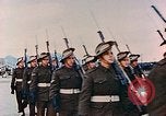Standbild australische Truppen in Japan nach Zweiten Weltkrieg Nagasaki Japan, 1945, aus Sekunde 61 historischem Filmmaterial Videoclip 65675036519