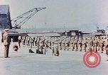 Standbild British Commonwealth troop review in Japan nach Zweiten Weltkrieg Kure Japan, 1946, aus Sekunde 9 historischem Filmmaterial Videoclip 65675036520