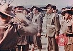 Standbild British Commonwealth troop review in Japan nach Zweiten Weltkrieg Kure Japan, 1946, aus Sekunde 32 historischem Filmmaterial Videoclip 65675036520