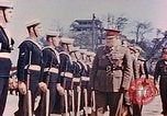 Standbild British Commonwealth troop review in Japan nach Zweiten Weltkrieg Kure Japan, 1946, aus Sekunde 56 historischem Filmmaterial Videoclip 65675036520