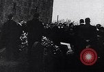 Immagine di Kaj Harald Leininger Munk Danimarca, 1944, secondo 18 filmato di repertorio 65675036549