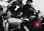 Standbild NS-Militärs Vorschüsse Charkow Ukraine, 1943, aus Sekunde 37 historischem Filmmaterial Videoclip 65675036552