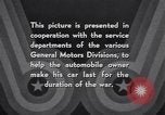 Image les soins et l'entretien de voitures privées en temps de guerre United States USA, 1943, de la seconde 26 séquences d'archives historiques vidéo 65675036559