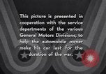 Image les soins et l'entretien de voitures privées en temps de guerre United States USA, 1943, de la seconde 32 séquences d'archives historiques vidéo 65675036559