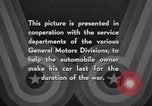 Image les soins et l'entretien de voitures privées en temps de guerre United States USA, 1943, de la seconde 33 séquences d'archives historiques vidéo 65675036559
