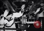 Image Entretien des voitures United States USA, 1941, de la seconde 51 séquences d'archives historiques vidéo 65675036562