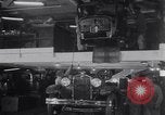 Image ligne d'assemblage automobile Ford United States USA, 1930, de la seconde 55 séquences d'archives historiques vidéo 65675036563