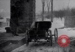 Immagine di Henry Ford e sua moglie United States USA, 1927, secondo 39 filmato di repertorio 65675036565