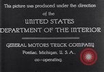 Standbild Geschichte eines Motor Fahrzeug United States USA, 1923, aus Sekunde 23 historischem Filmmaterial Videoclip 65675036571