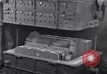 Standbild Geschichte der Motor Fahrzeug Pontiac Michigan USA, 1923, aus Sekunde 49 historischem Filmmaterial Videoclip 65675036572