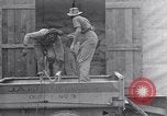 Immagine di Storia del carrello a motore United States USA, 1923, secondo 44 filmato di repertorio 65675036584