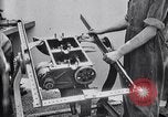 Image Assemblage du moteur Dodge Maryland United States USA, 1919, de la seconde 13 séquences d'archives historiques vidéo 65675036607