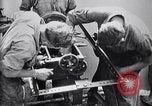 Image Assemblage du moteur Dodge Maryland United States USA, 1919, de la seconde 21 séquences d'archives historiques vidéo 65675036607