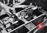 Image Assemblage du moteur Dodge Maryland United States USA, 1919, de la seconde 56 séquences d'archives historiques vidéo 65675036607