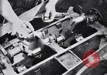 Image Assemblage du moteur Dodge Maryland United States USA, 1919, de la seconde 61 séquences d'archives historiques vidéo 65675036607