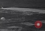 Standbild parachute Jumper Lakehurst New Jersey USA, 1936, aus Sekunde 46 historischem Filmmaterial Videoclip 65675036628