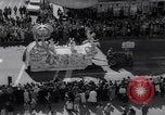 Image Mardi Gras traditionnels New Orleans Louisiana USA, 1964, de la seconde 27 séquences d'archives historiques vidéo 65675036631