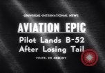 Standbild beschädigt B-52 Flugzeug landet sicher Blytheville Arkansas USA, 1964, aus Sekunde 5 historischem Filmmaterial Videoclip 65675036635